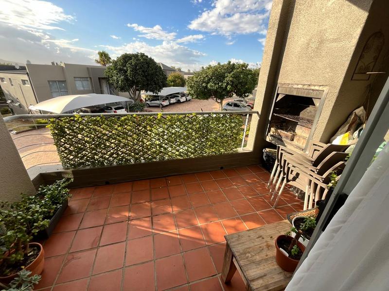 To Let 2 Bedroom Property for Rent in Kenridge Western Cape